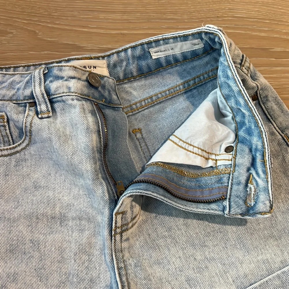 PacSun High Rise Mom Shorts Light Wash Jean Shorts Demin Size 25 Acid Wash - Picture 5 of 5